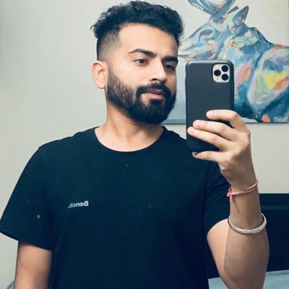 Profile Picture of Sahil Salgotra (@sahilsalgotra) on Poshmark