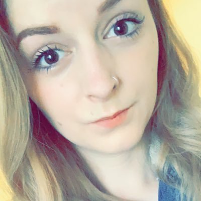 Profile Picture of Kelsea Laurence (@KelsKern) on Twitter