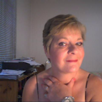 Profile Picture of Debbie Warnock (@Dollipop101) on Twitter