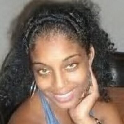 Profile Picture of Adrianne Sims Hughes (@MrsAdrianne) on Twitter