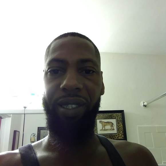 Profile Picture of Andre Washington (@andrewashing460) on Poshmark