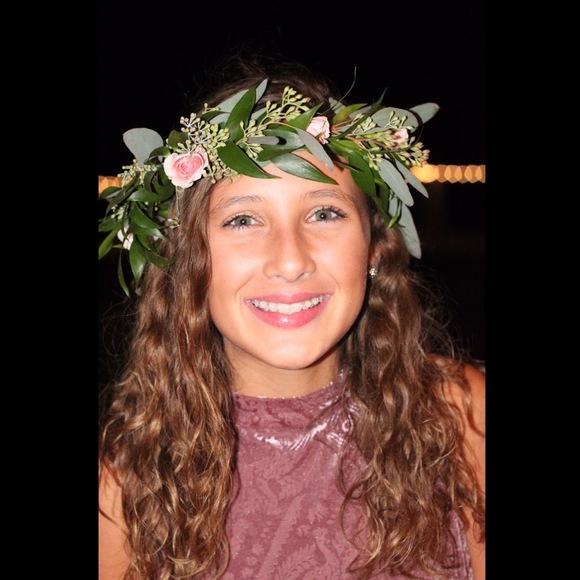 Profile Picture of Tess Walker (@tessmwalker213) on Poshmark