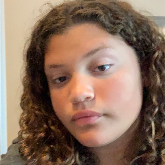 Profile Picture of Josie Disabato (@josiedisabato) on Poshmark