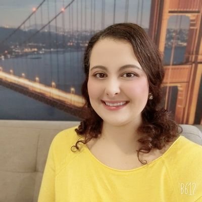 Profile Picture of Maria Julia Carfora (@MariaJCarfora) on Twitter