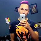 Profile Picture of   Alex Roger (@aleexrogger) |... (@aleexrogger) on Tiktok