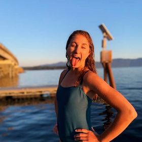 Profile Picture of Halle Rhodes (@hallerhodes477) on Pinterest