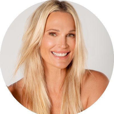 Profile Picture of Molly Sims (@MollyBSims) on Twitter