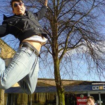 Profile Picture of Michael Hollands (@AmazedLivesUK) on Twitter