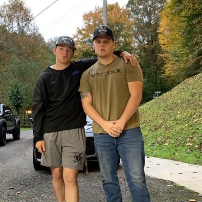 Profile Picture of Ethan Hacker (@EHack15) on Twitter