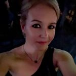 Profile Picture of Cassandra Weis (@purple.italic) on Instagram
