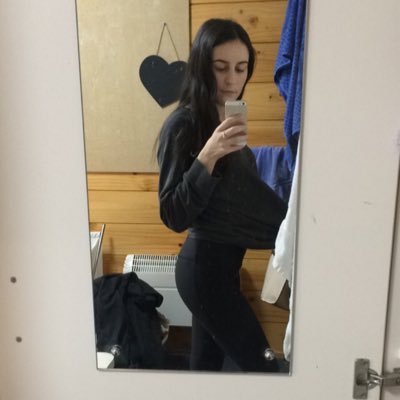 Profile Picture of Carlie Matthews (@carlie_matthews) on Twitter