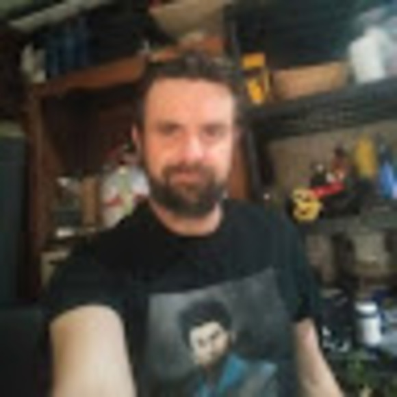 Profile Picture of Sean Viola (@thundersean23) on Poshmark