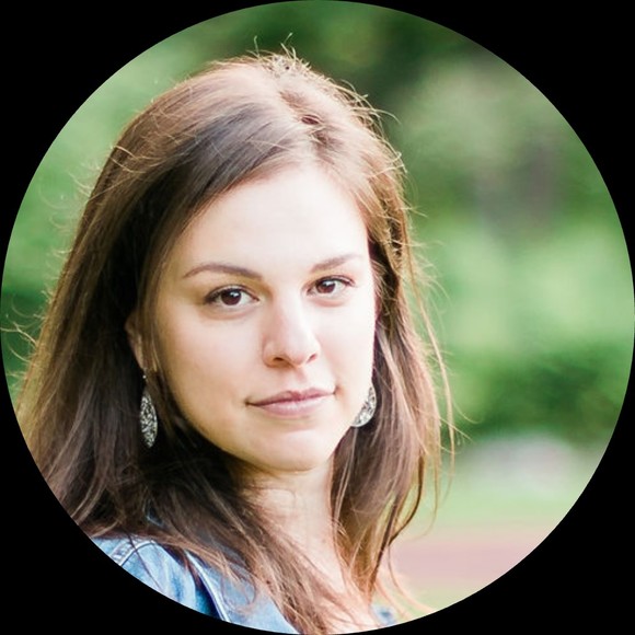 Profile Picture of Lisa Saccoia (@singingturtle) on Poshmark