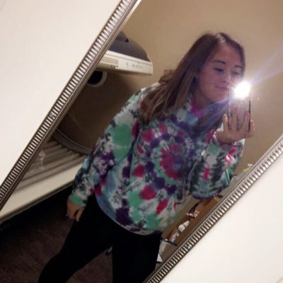 Profile Picture of Jessica Sand (@jessie_sand11) on Twitter