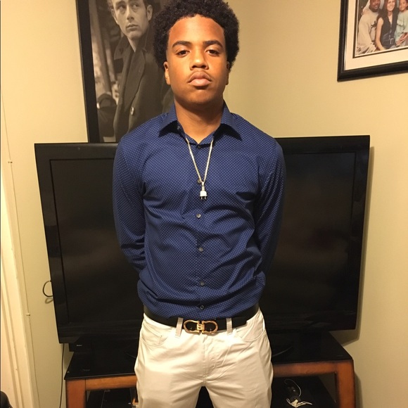 Profile Picture of Carlos Daye (@carlosdaye17) on Poshmark