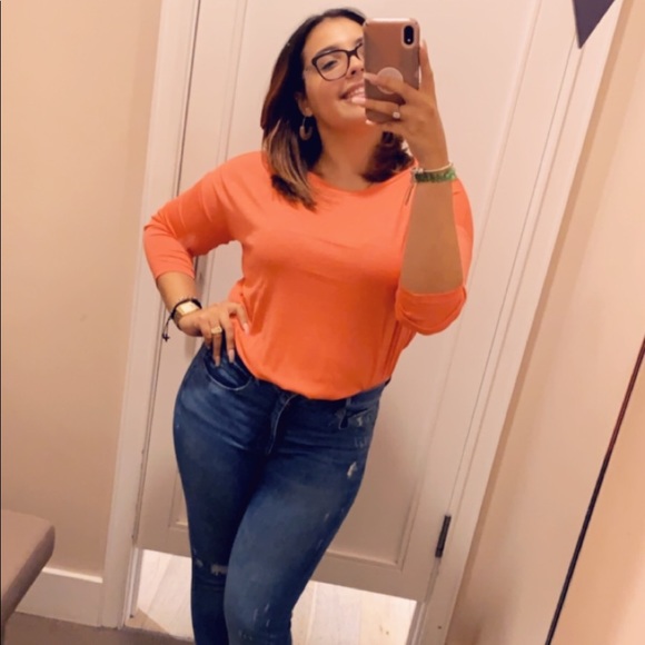 Profile Picture of Briana Herrera (@simplybriix3) on Poshmark