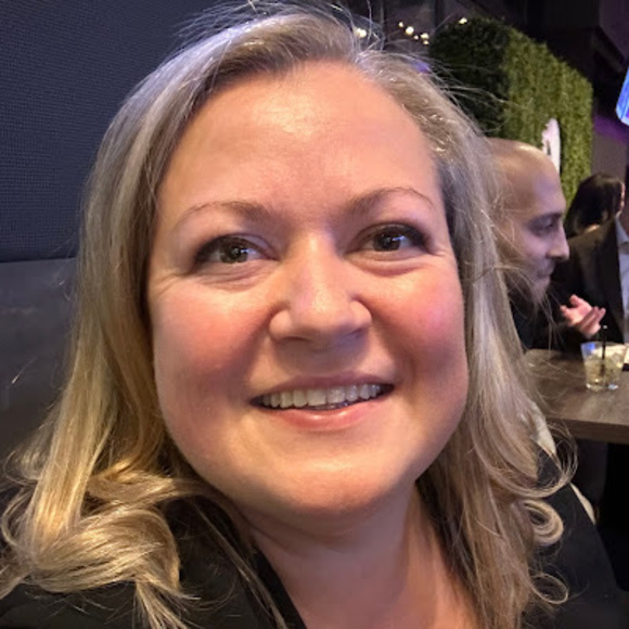 Profile Picture of Cecilia Greer (@ceciliamgreer) on Poshmark