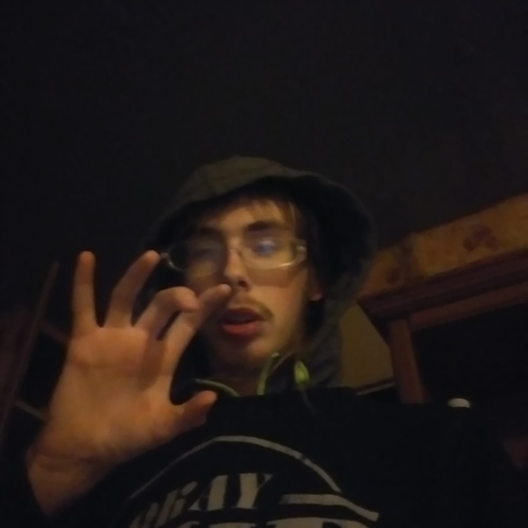 Profile Picture of Shawn Ewing (@shawn_ewing) on Poshmark