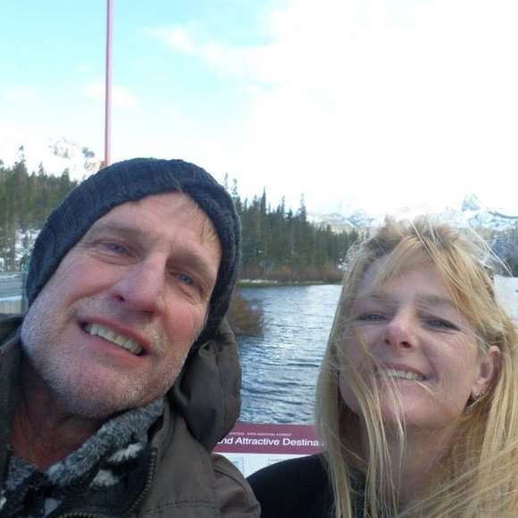 Profile Picture of Lori Bergkamp (@hanslo) on Poshmark