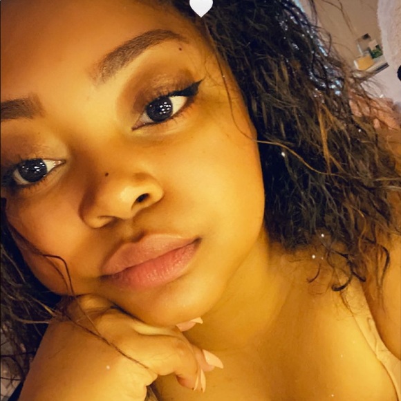 Profile Picture of Meagan Kyle (@meagankyle676) on Poshmark