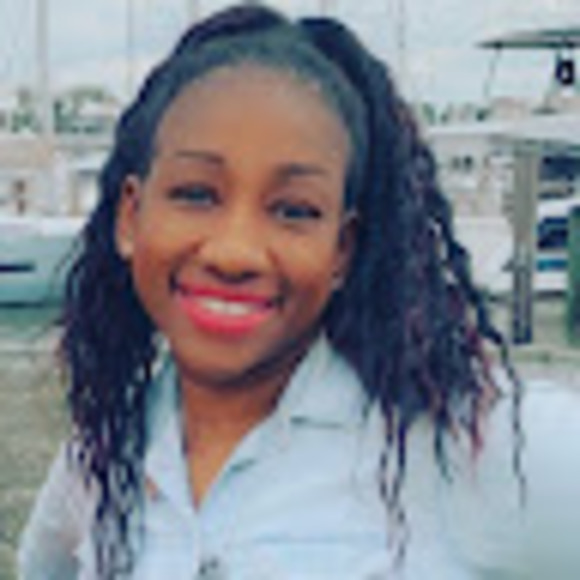 Profile Picture of Jerita Sligh (@jeritasligh) on Poshmark