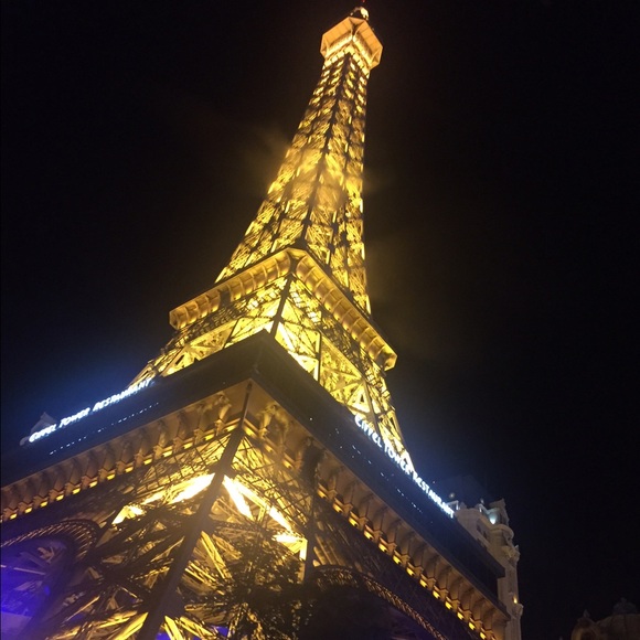 Profile Picture of Carson Bonine (@bonine2) on Poshmark