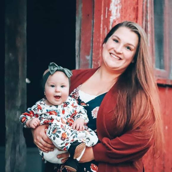 Profile Picture of Maeve Tworek (@maevetworek) on Poshmark