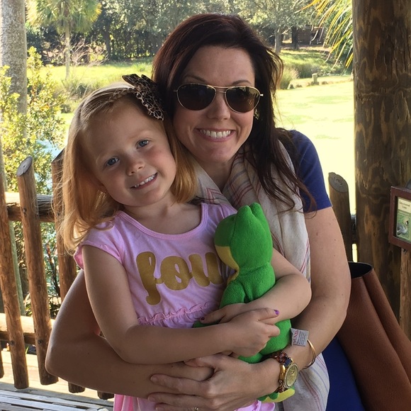 Profile Picture of Marianne Curington (@mash1124) on Poshmark