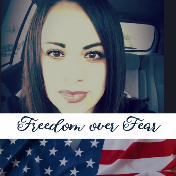 Profile Picture of Debbie saenz Valenzuela (@deva74312) on Poshmark