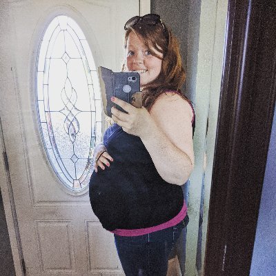 Profile Picture of Savannah Larson (@SavyLarson) on Twitter