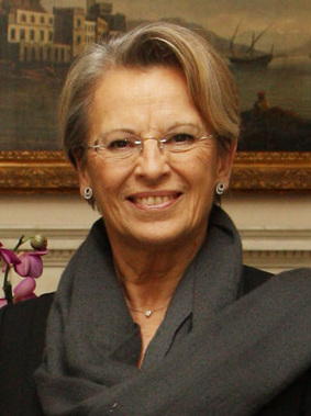 Profile Picture of Michèle Alliot-Marieon Wikipedia