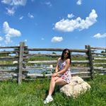 Profile Picture of em (@emily__zhang) on Instagram