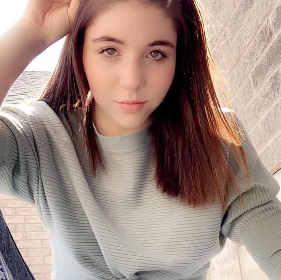 Profile Picture of Taylor Cromwell (@kittykat3013) on Poshmark