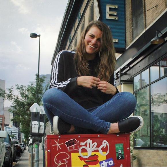 Profile Picture of Casey Edward (@casey924edward) on Poshmark