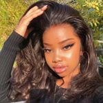 Profile Picture of Zounia 芳龄 🧿 (@zouniia) on Instagram