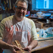 Profile Picture of Ken McKay Guitars (@kenmckayguitars) on Youtube