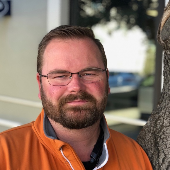 Profile Picture of Jason Womack (@jwmck) on Poshmark