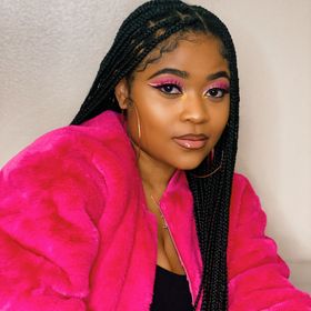 Profile Picture of Alexa McCloud (@AlexaMcCloud) on Pinterest