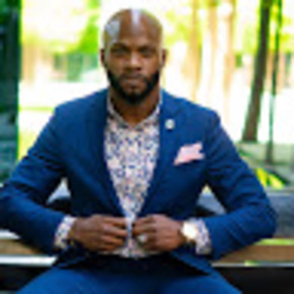Profile Picture of Ray Shaw (@ray_shaw) on Poshmark
