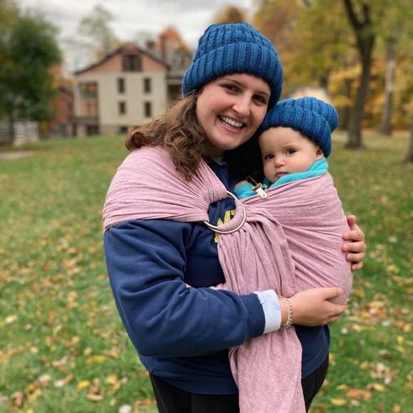 Profile Picture of Clare Porter (@cporter23) on Poshmark