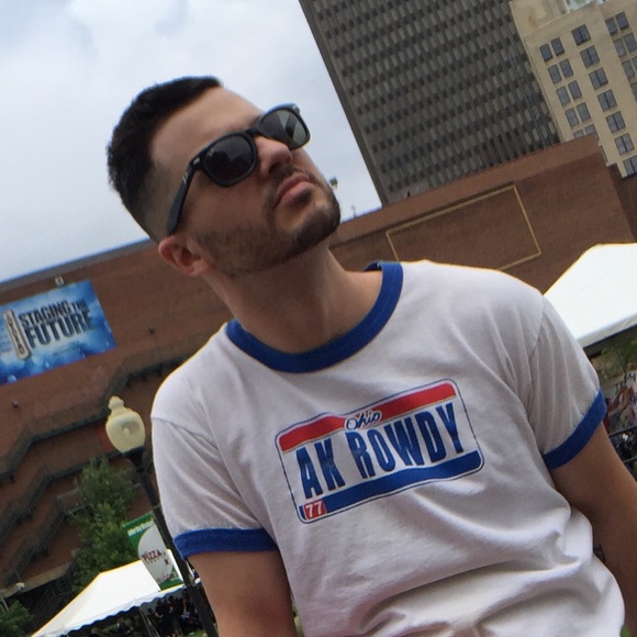 Profile Picture of Andy Michael (@atm10e) on Poshmark