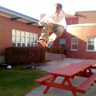 Profile Picture of Gumshoe114 (@Zach_Bergman) on Twitter