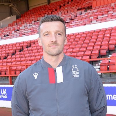 Profile Picture of Brent Dickinson (@brentd82) on Twitter