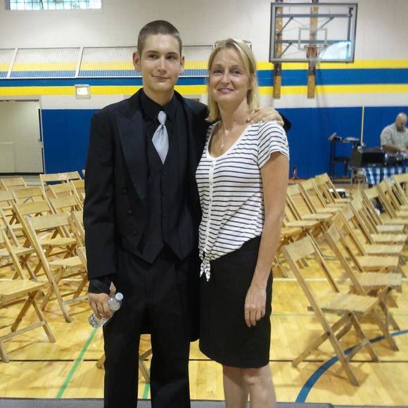 Profile Picture of Beverly Wittmeyer (@bwittmeyer) on Poshmark