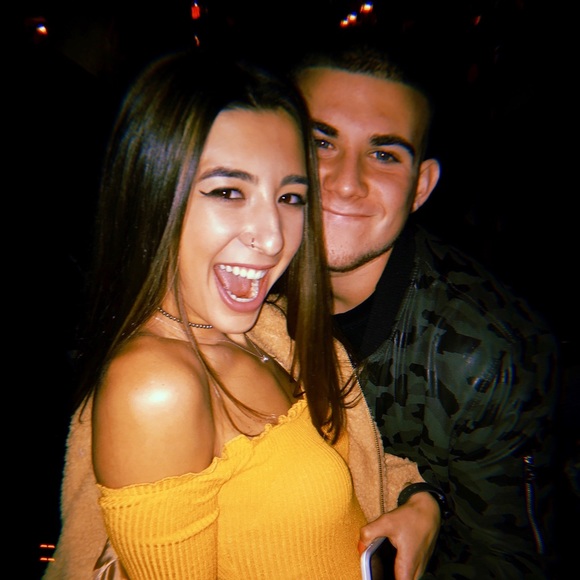 Profile Picture of Gregg Badalamenti (@g_badalamenti) on Poshmark