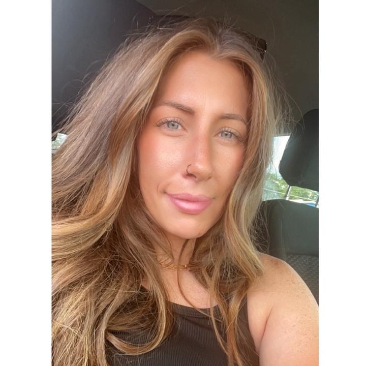 Profile Picture of Kendra Robbins (@ohimkendra) on Tiktok