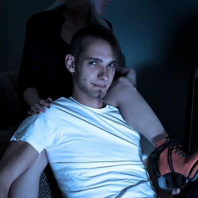 Profile Picture of Lucas Lynch (@vicariouslynch) on Twitter