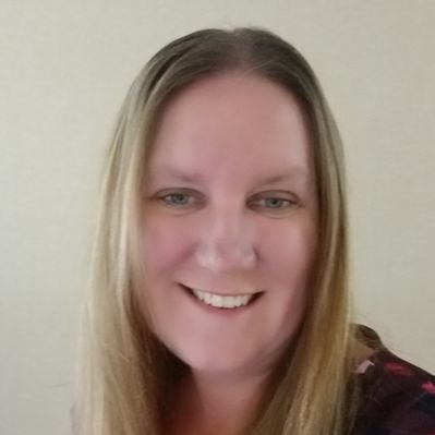 Profile Picture of Tracy Poling (@tpoling1799) on Twitter