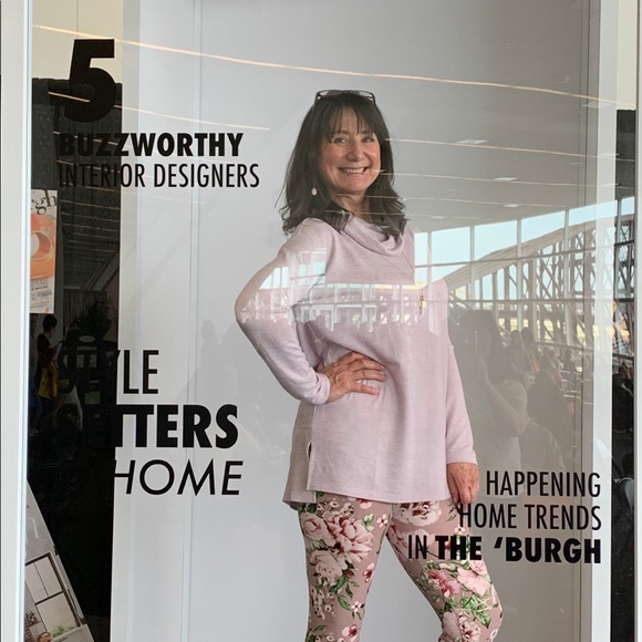 Profile Picture of Diane Evrard (@deevrard) on Poshmark