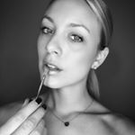 Profile Picture of Theresa {Tre} Niemiec (@mamaandmanolos) on Instagram